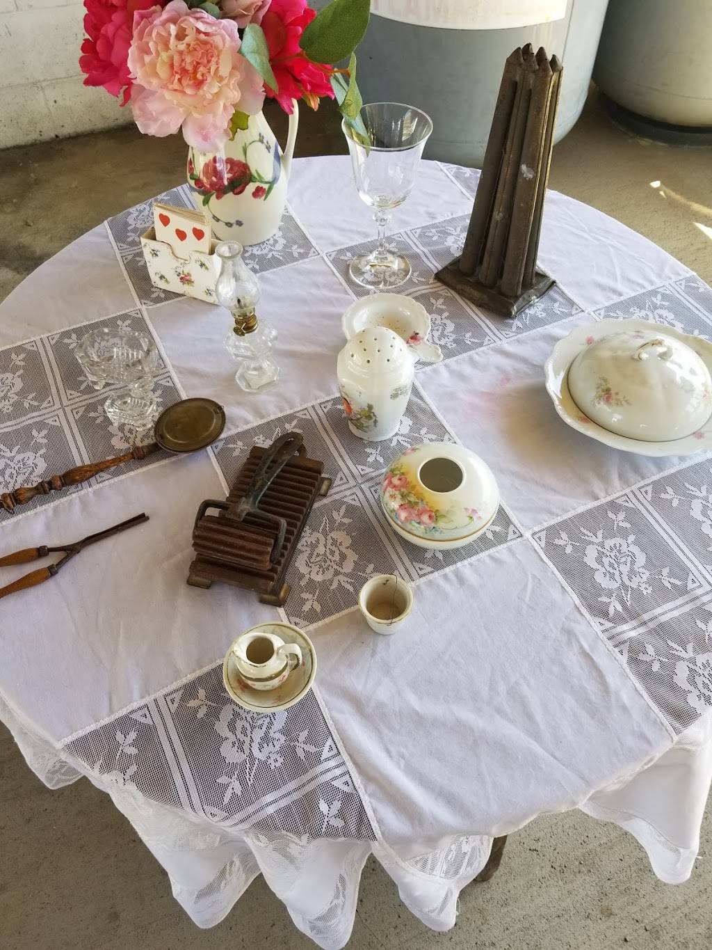 Buchanan Fountain and Grille | restaurant | 19771 Main St, Buchanan, VA 24066, USA | 5402668803 OR +1 540-266-8803