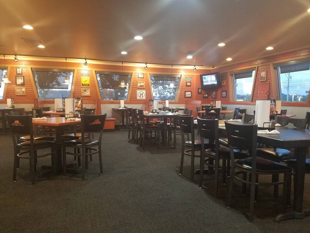 Pizza Hut | restaurant | 1440 Manheim Pike, Lancaster, PA 17601, USA | 7173928457 OR +1 717-392-8457