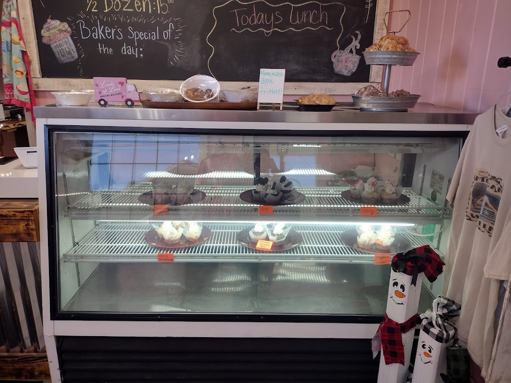 The Alleyway Station | cafe | 106 N Church St, Halls, TN 38040, USA | 7319033127 OR +1 731-903-3127