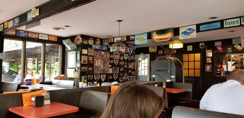 Port Drive In | meal takeaway | 419 N Calumet Rd, Chesterton, IN 46304, USA | 2199263500 OR +1 219-926-3500