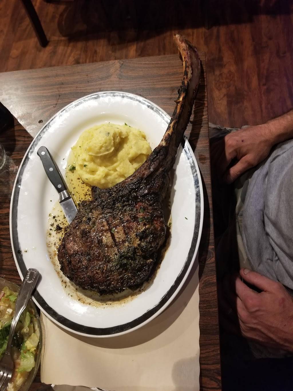 Roses Family Restaurant | restaurant | 35 Old State Rd 67, Oxford, CT 06478, USA | 2038810250 OR +1 203-881-0250