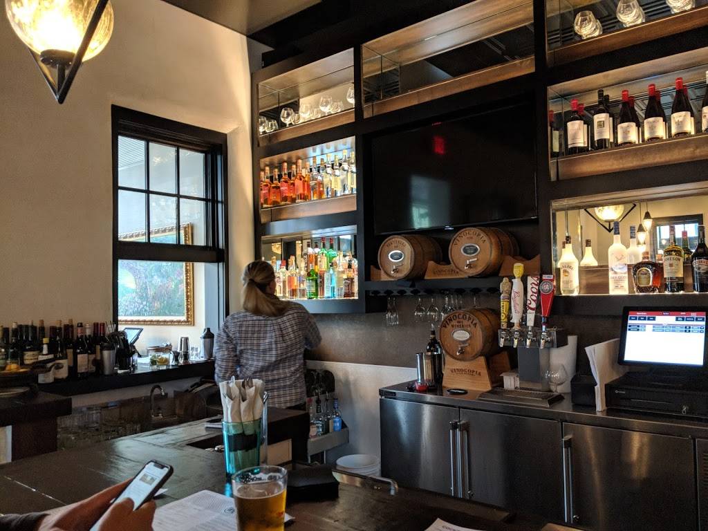 Winchester & Rye Restaurant | restaurant | 7929 Victoria Dr, Victoria, MN 55386, USA | 9528561540 OR +1 952-856-1540