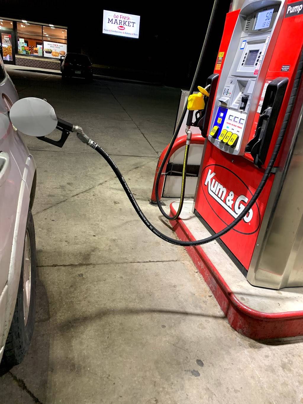 Maverik | restaurant | 711 E Fillmore St, Colorado Springs, CO 80907, USA | 7194713374 OR +1 719-471-3374