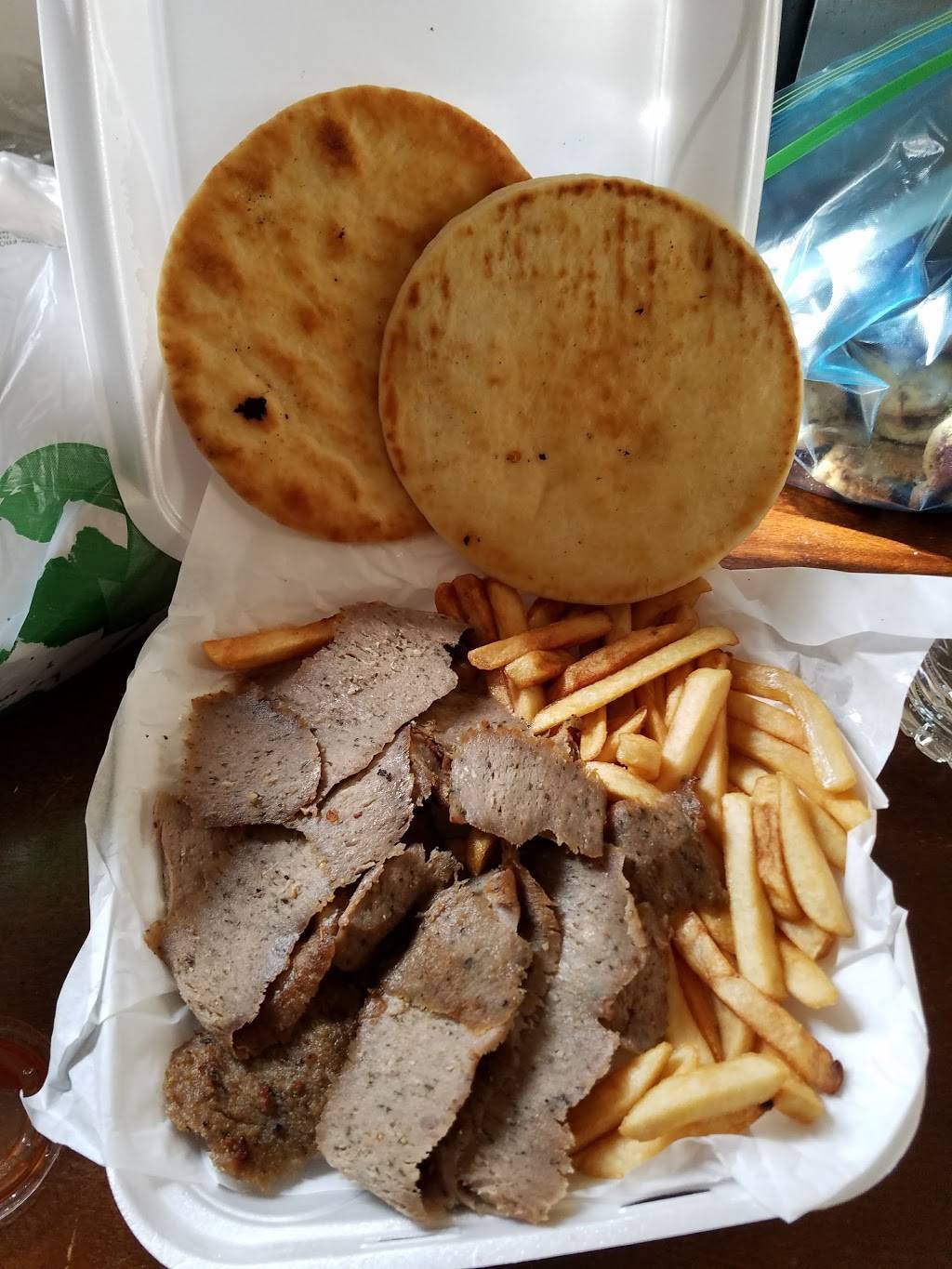 Mannys Chicago Style Dawg House | restaurant | 6217 Kennedy Ave, Hammond, IN 46323, USA | 2198441118 OR +1 219-844-1118