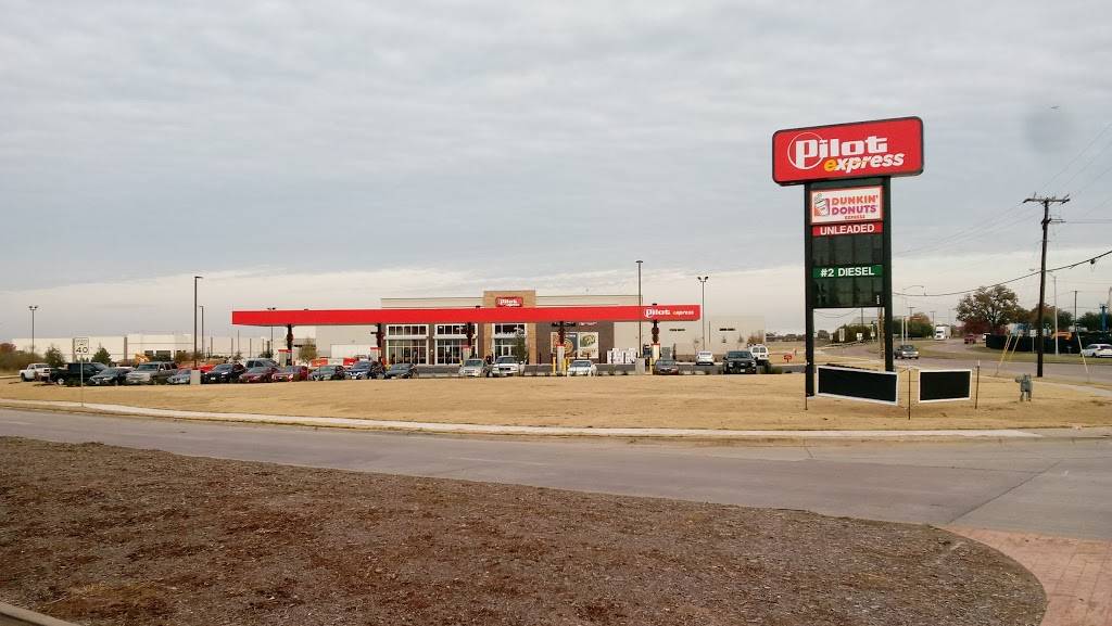 Pilot Express | restaurant | 3206 W Trinity Blvd, Grand Prairie, TX 75050, USA | 9722377905 OR +1 972-237-7905