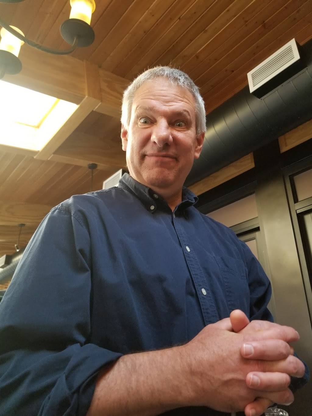 La Villa Restaurant | restaurant | 3638 N Pulaski Rd, Chicago, IL 60641, USA | 7732837980 OR +1 773-283-7980