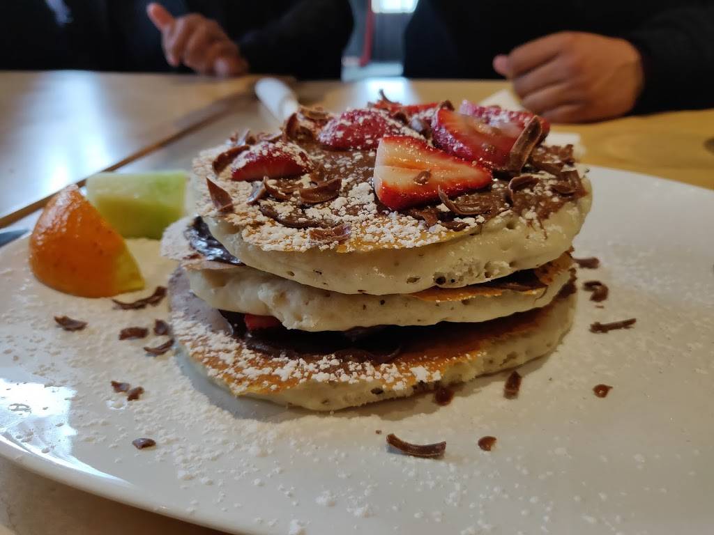 Terrys Restaurant & Bar | restaurant | 1920 Ellesmere Rd, Scarborough, ON M1H 3G1, Canada | 4164313565 OR +1 416-431-3565