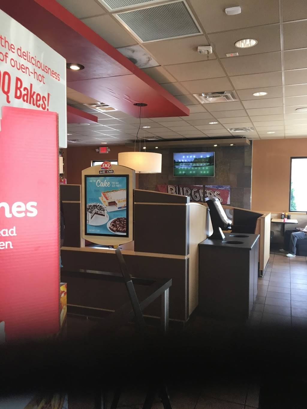 Dairy Queen | restaurant | 201 E Magnolia Blvd Ste 348, Burbank, CA 91502, USA | 8182609003 OR +1 818-260-9003