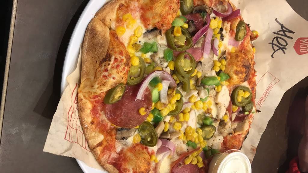 MOD Pizza | restaurant | 701 N Milwaukee Ave #364, Vernon Hills, IL 60061, USA | 8472810177 OR +1 847-281-0177
