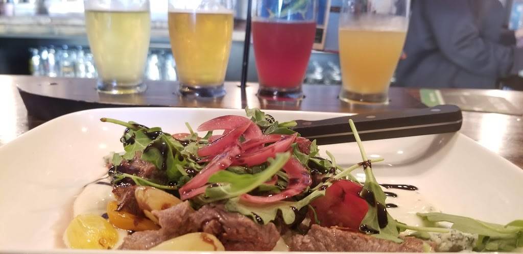 Iron Tap | restaurant | 140 W Main St, Waconia, MN 55387, USA | 9524424447 OR +1 952-442-4447