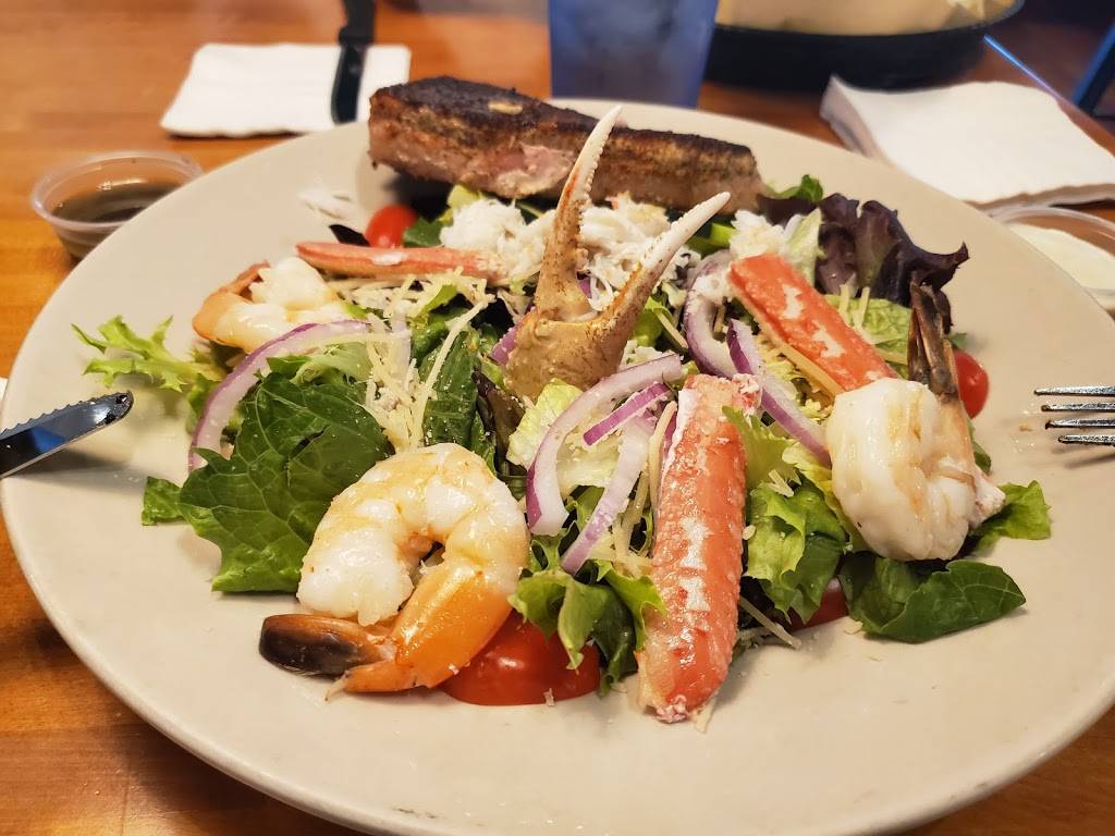 Harpoon Larrys Fish House & Oyster Bar | restaurant | 621 J Clyde Morris Blvd, Newport News, VA 23601, USA | 7578270600 OR +1 757-827-0600