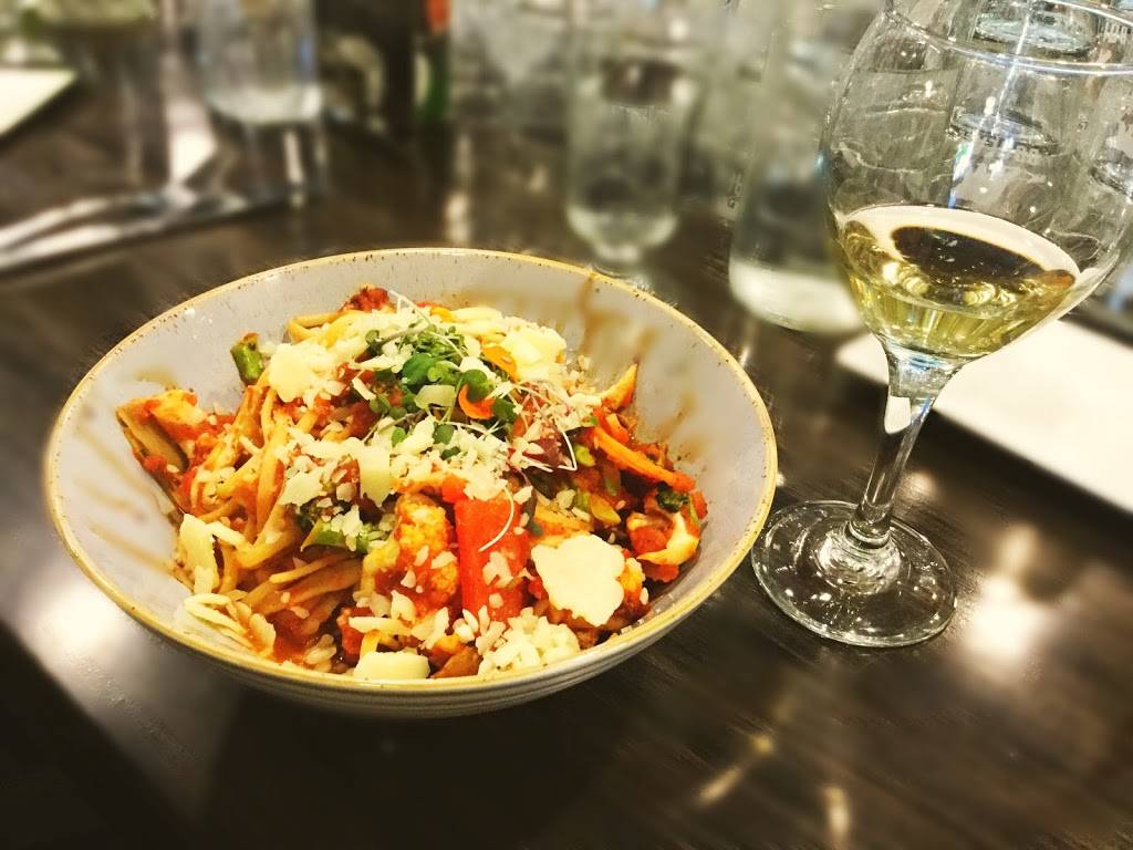 Restaurant LOdika | restaurant | 1116 Boulevard Saint-Joseph, Drummondville, QC J2C 2C7, Canada | 8198508221 OR +1 819-850-8221