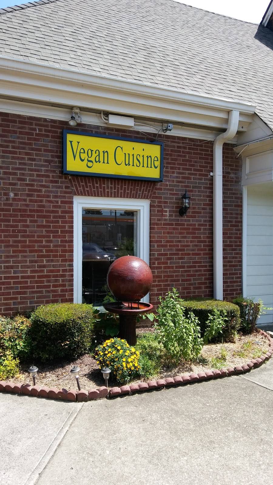 Loving Hut Norcross | restaurant | 6385 Spalding Dr suite e, Peachtree Corners, GA 30092, USA | 6784219191 OR +1 678-421-9191