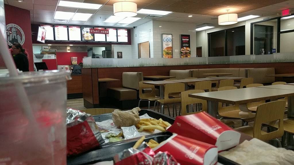 Wendys | restaurant | 18525 Pistachio Dr, Madera, CA 93637, USA | 5596618039 OR +1 559-661-8039