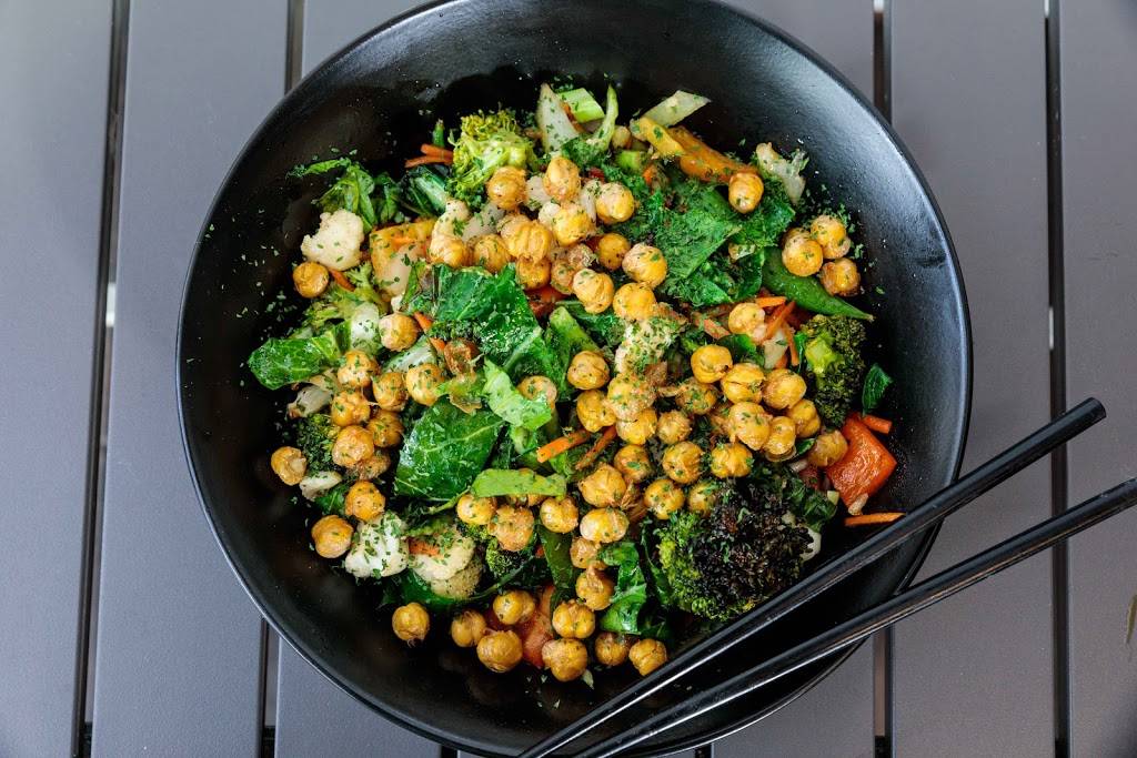 Bomb Wings & Rice Bar | restaurant | 2373 Whitney Ave, Hamden, CT 06518, USA | 2037455510 OR +1 203-745-5510