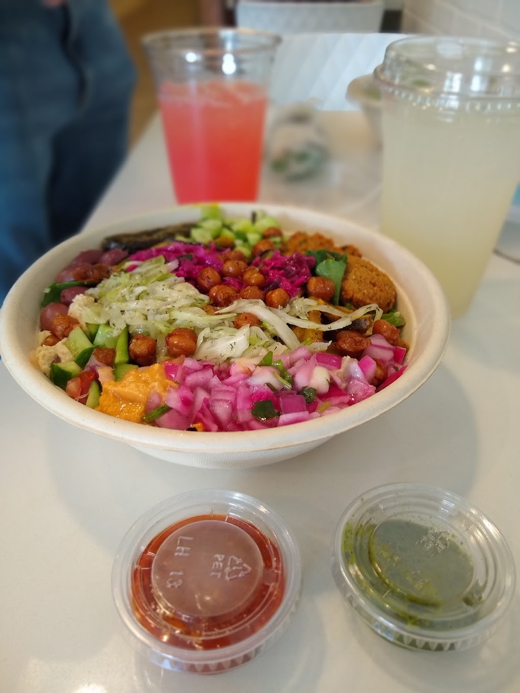 Hummus Republic | restaurant | 28108 Newhall Ranch Rd, Valencia, CA 91355, USA | 6617533757 OR +1 661-753-3757