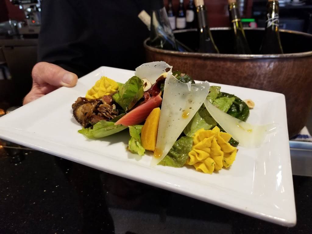 Taylors Kitchen | restaurant | 2924 Freeport Blvd, Sacramento, CA 95818, USA | 9164435154 OR +1 916-443-5154