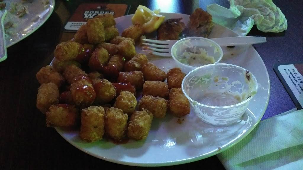 Long Shot Sports Pub | restaurant | 615 IL-120, Lakemoor, IL 60051, USA | 8153850999 OR +1 815-385-0999