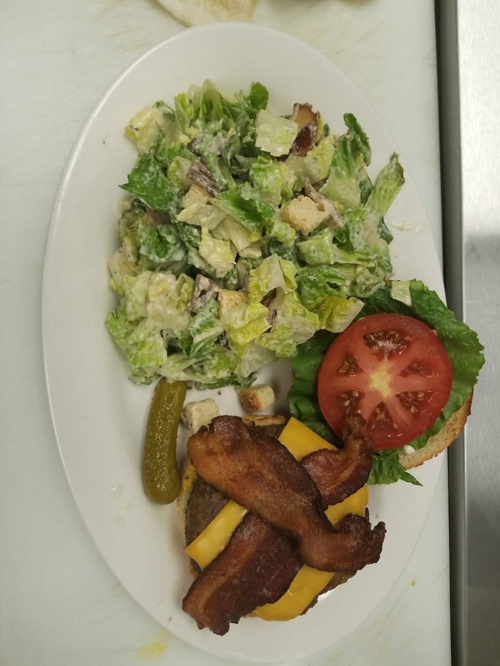 To The Moon bakery & Cafe | restaurant | 24 Trowbridge St W, Meaford, ON N4L 1Y2, Canada | 2266621066 OR +1 226-662-1066