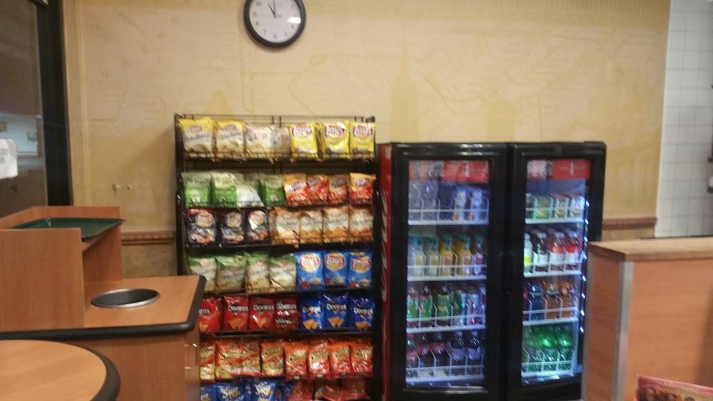 Subway Restaurants | restaurant | 6800 Reseda Blvd, Reseda, CA 91335, USA | 8189960432 OR +1 818-996-0432