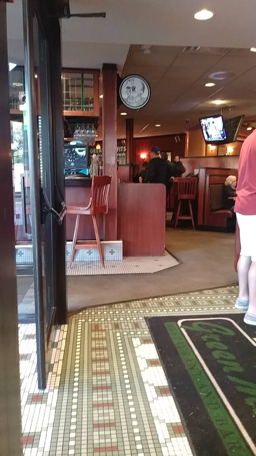 Green Mill Restaurant & Bar | restaurant | 2705 Annapolis Ln N, Plymouth, MN 55441, USA | 7635539000 OR +1 763-553-9000