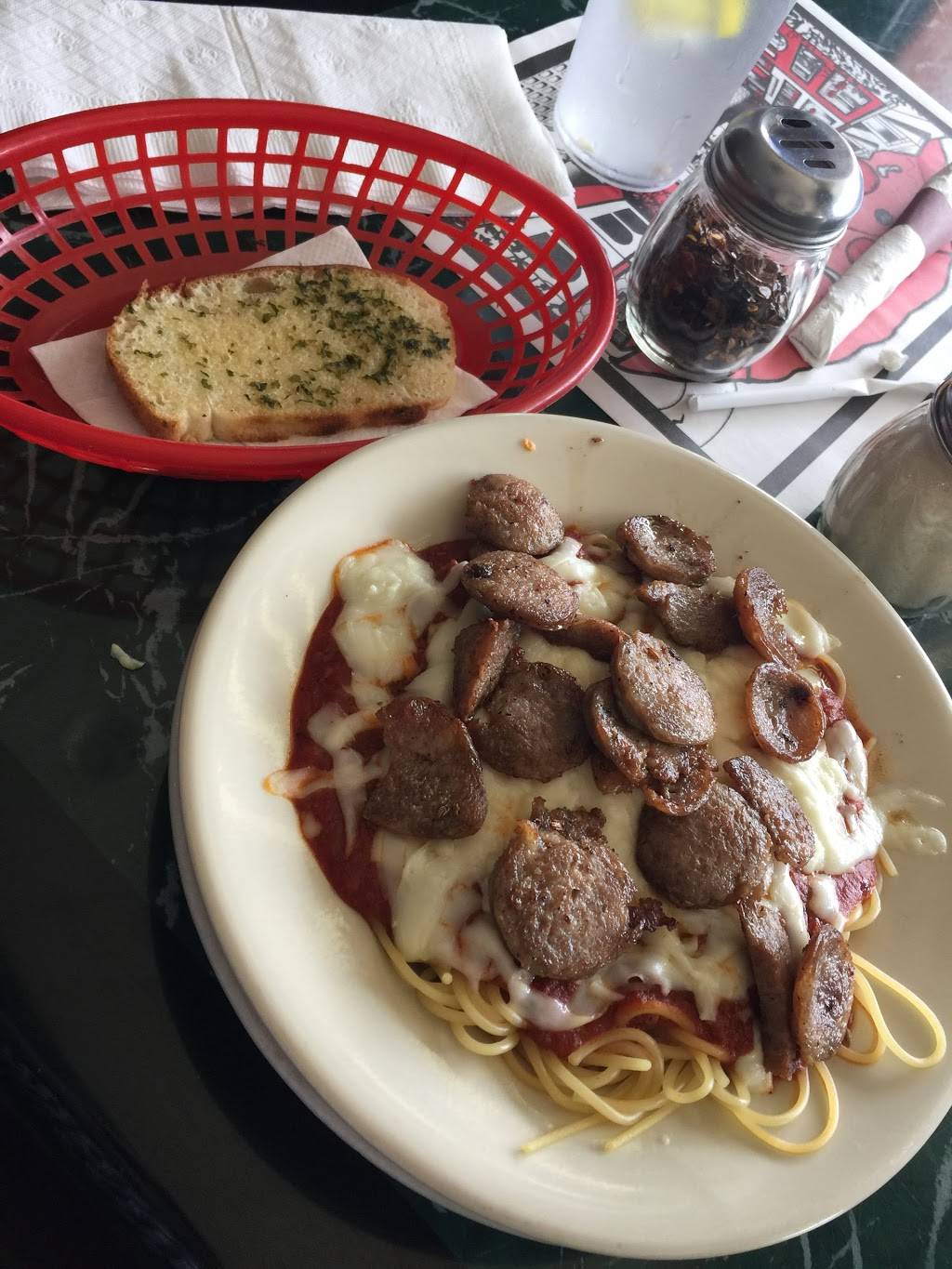 Mimmos Restaurant | restaurant | 102 David Bruce Ave, Charlotte Court House, VA 23923, USA | 4345424999 OR +1 434-542-4999