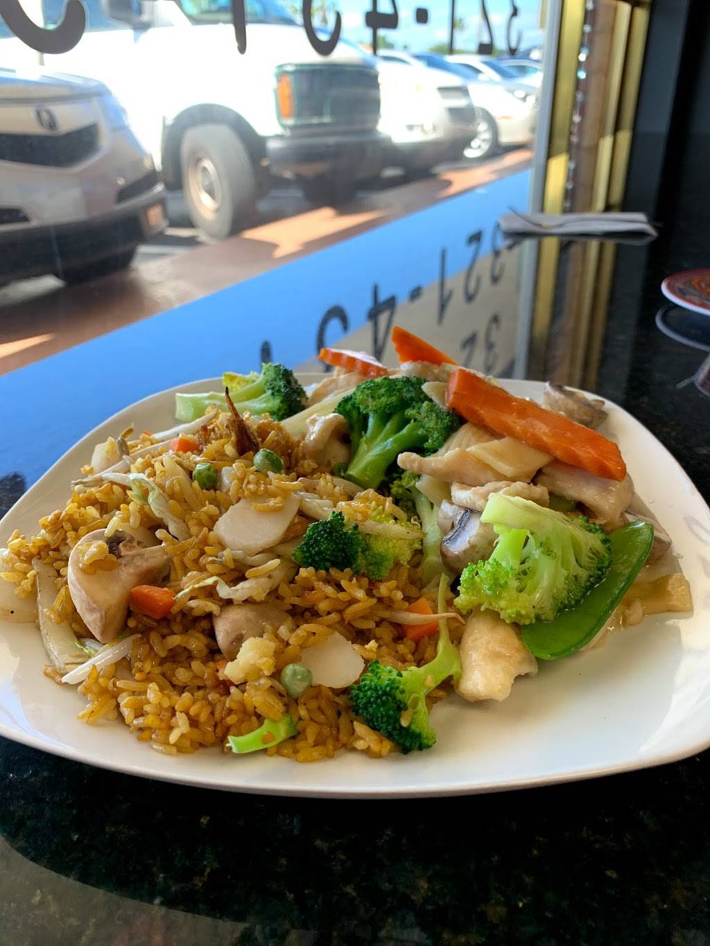 Yoshis Izakaya | restaurant | 1875 S Patrick Dr Suite E, Indian Harbour Beach, FL 32937, USA | 3217732353 OR +1 321-773-2353