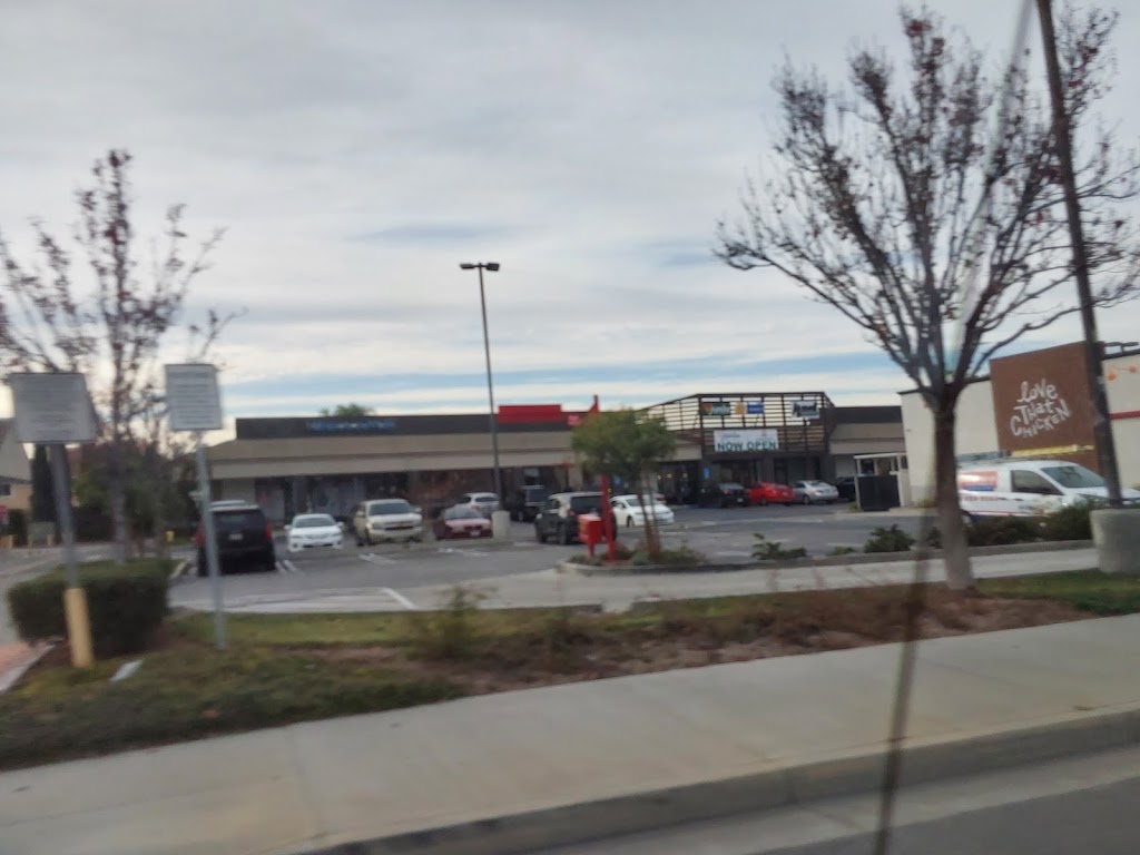 Auntie Annes | restaurant | 7941 Birchwood Cir, La Palma, CA 90623, USA | 6572390243 OR +1 657-239-0243