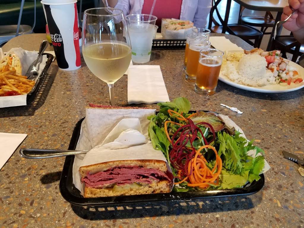 Kalapawai Cafe & Deli | restaurant | 711 Kamokila Blvd, Kapolei, HI 96707, USA | 8086741700 OR +1 808-674-1700