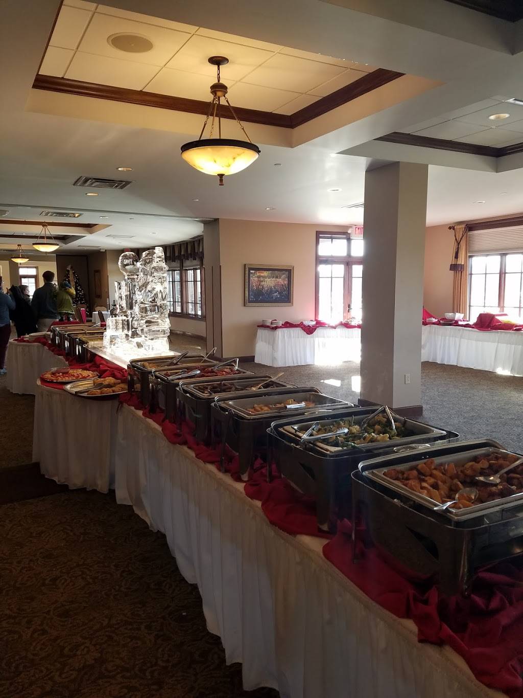 Seasons Restaurant | restaurant | 1 Dye Club Dr, St Charles, MO 63304, USA | 6364778960 OR +1 636-477-8960