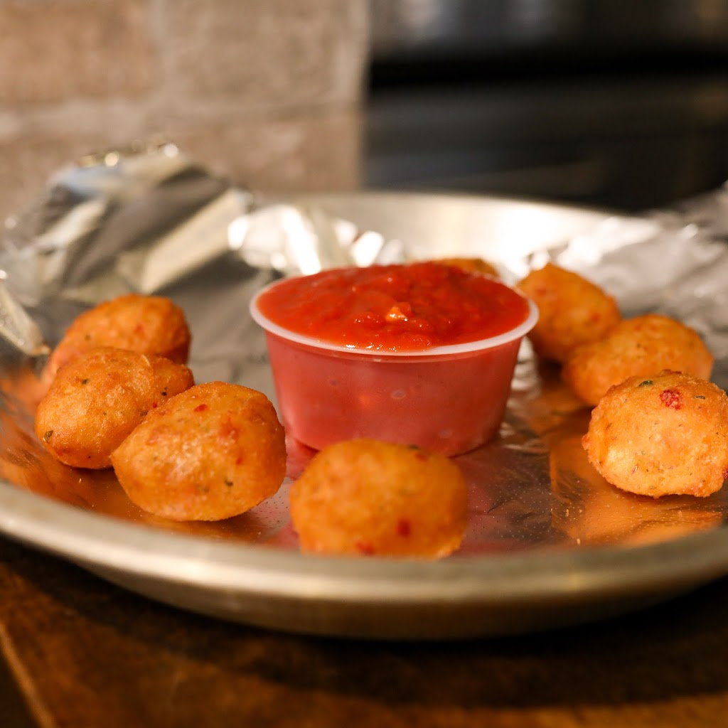 The Pizza Bank | restaurant | 3200 Linwood Ave #2, Cincinnati, OH 45226, USA | 5133212540 OR +1 513-321-2540