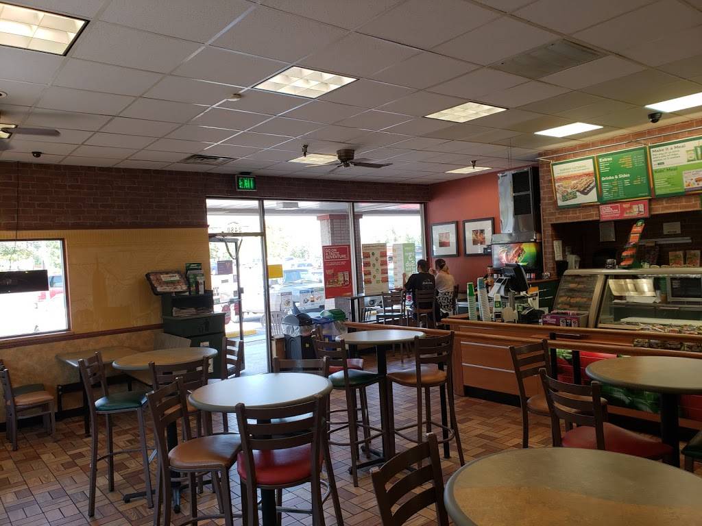 Subway | meal takeaway | 2480 Baseline Rd, Boulder, CO 80305, USA | 3034947827 OR +1 303-494-7827