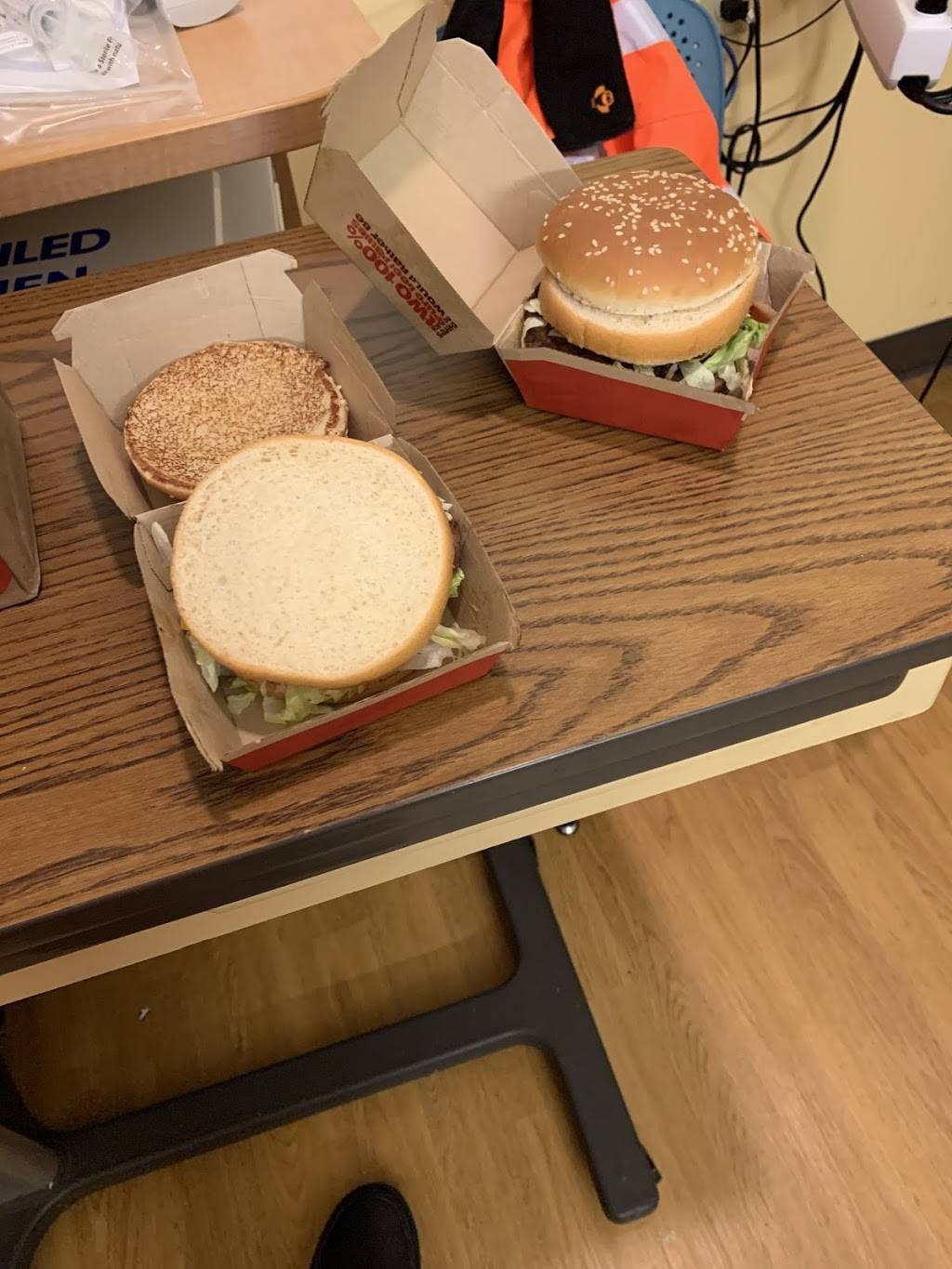 McDonalds | restaurant | 1975 S Union Ave, Tacoma, WA 98405, USA | 2532726000 OR +1 253-272-6000