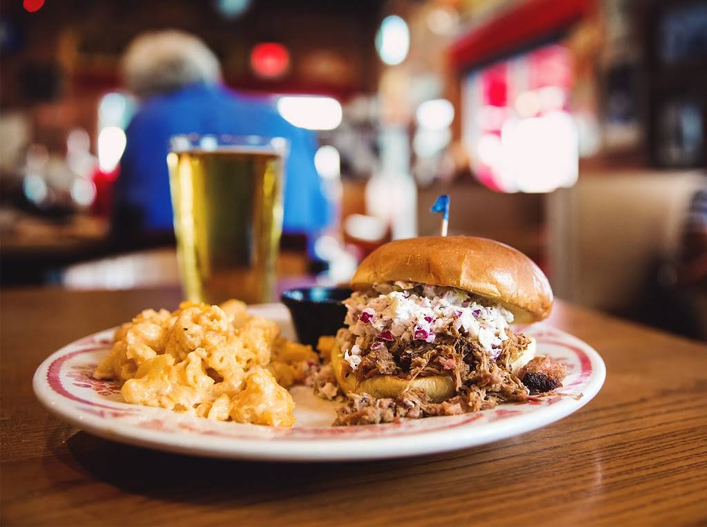 Midwood Smokehouse | restaurant | 540 Brandywine Rd C, Charlotte, NC 28209, USA | 9802377929 OR +1 980-237-7929