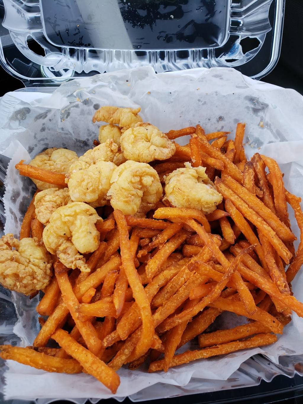 Maine-ly Sandwiches | restaurant | 7620 Katy Fwy #225, Houston, TX 77024, USA | 7136770771 OR +1 713-677-0771