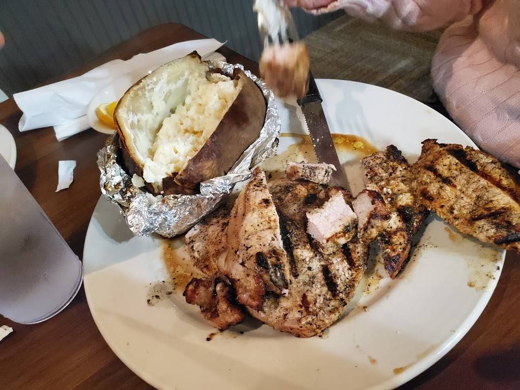 Papa Daddys | restaurant | 1704 TN-138, Mercer, TN 38392, USA | 7314230977 OR +1 731-423-0977