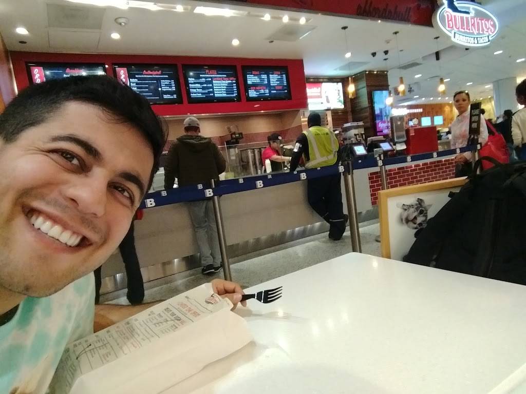 Bullritos | restaurant | 2800 N Terminal Rd, Houston, TX 77032, USA | 2812303211 OR +1 281-230-3211