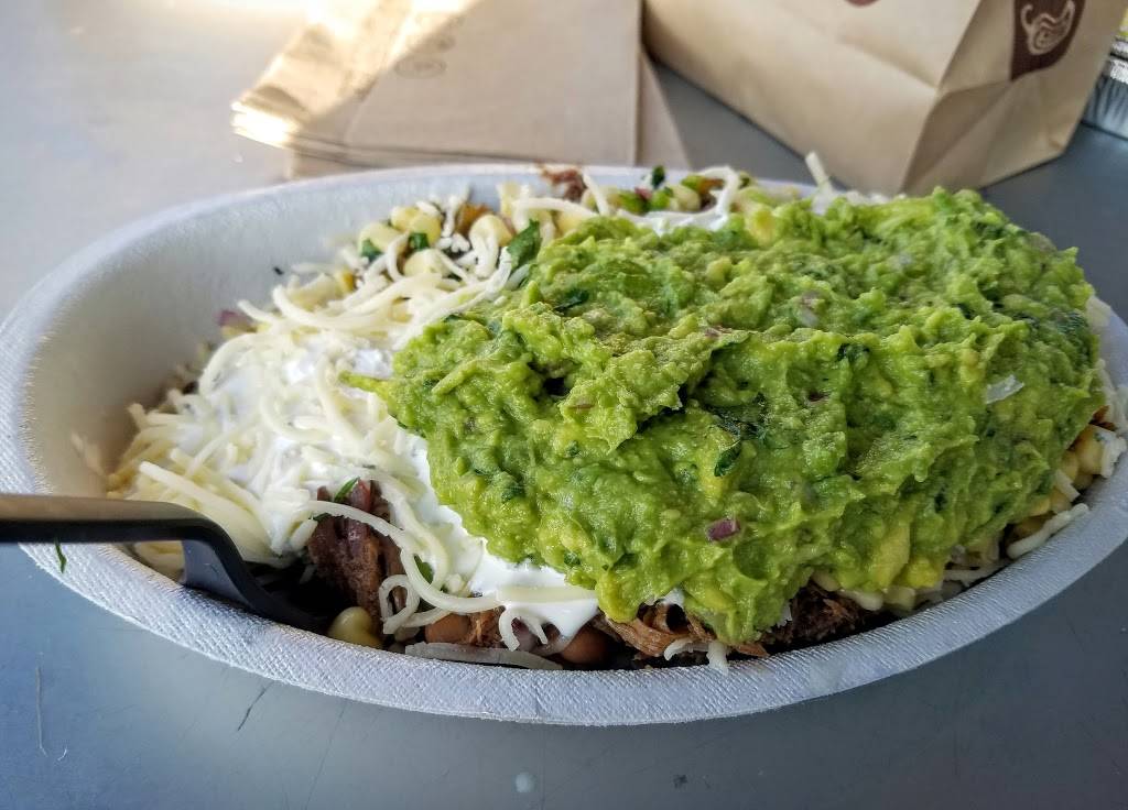 Chipotle Mexican Grill | restaurant | 2241 N Maize Rd #111, Wichita, KS 67205, USA | 3167224300 OR +1 316-722-4300