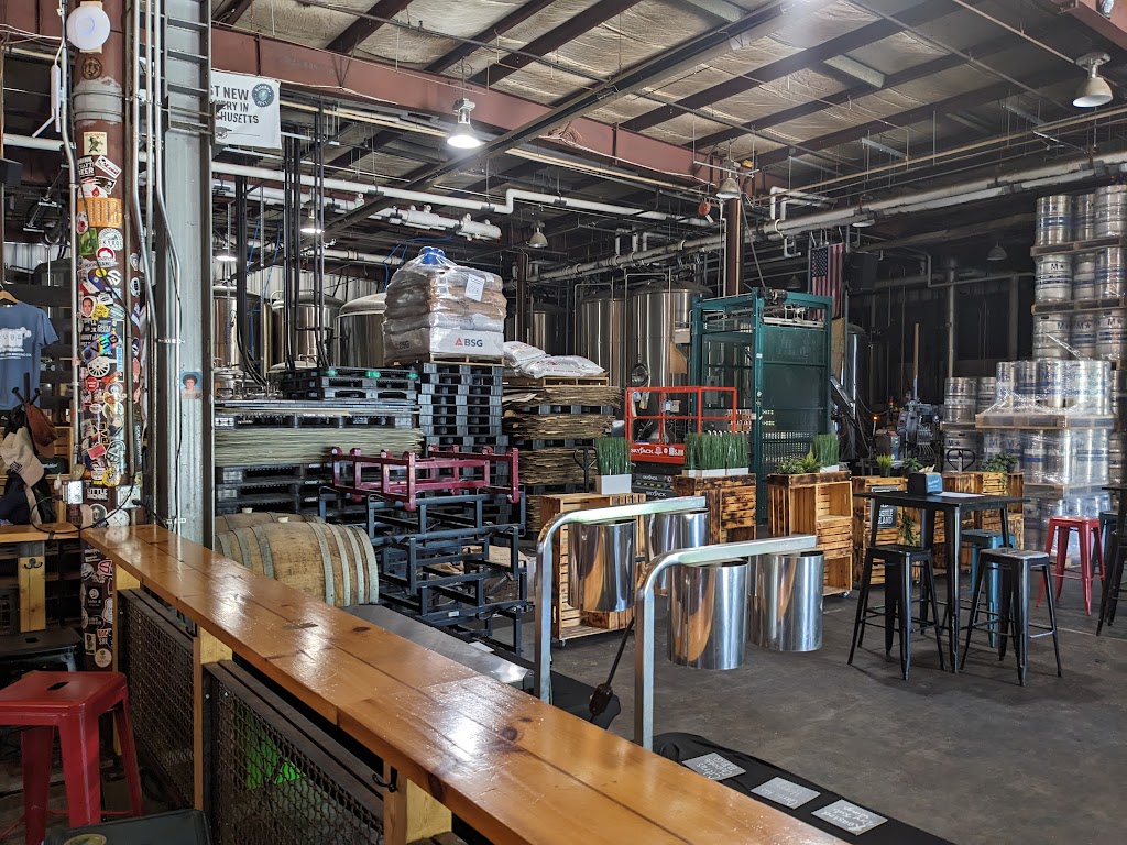 Castle Island Brewing Co. | restaurant | 31 Astor Ave, Norwood, MA 02062, USA | 7819512029 OR +1 781-951-2029