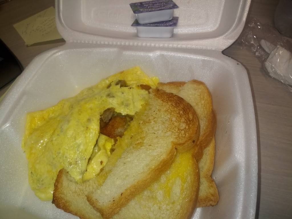 Mr Quick Drive-In | restaurant | 915 E Laketon Ave, Muskegon, MI 49442, USA | 2317226200 OR +1 231-722-6200