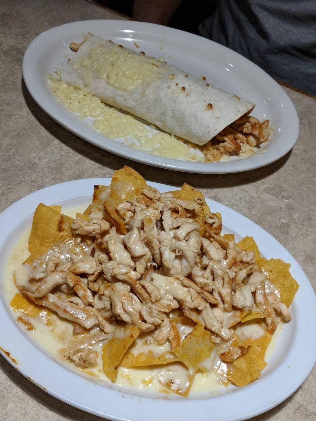Rio Bravo | restaurant | 200 E Main St, Hendersonville, TN 37075, USA | 6152645950 OR +1 615-264-5950