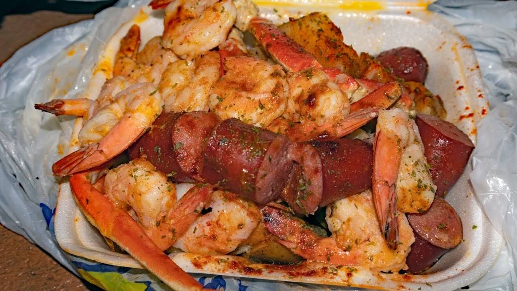 Wats Crackin Garlic Crab | restaurant | 368 Candler Rd SE, Atlanta, GA 30317, USA | 4048395688 OR +1 404-839-5688