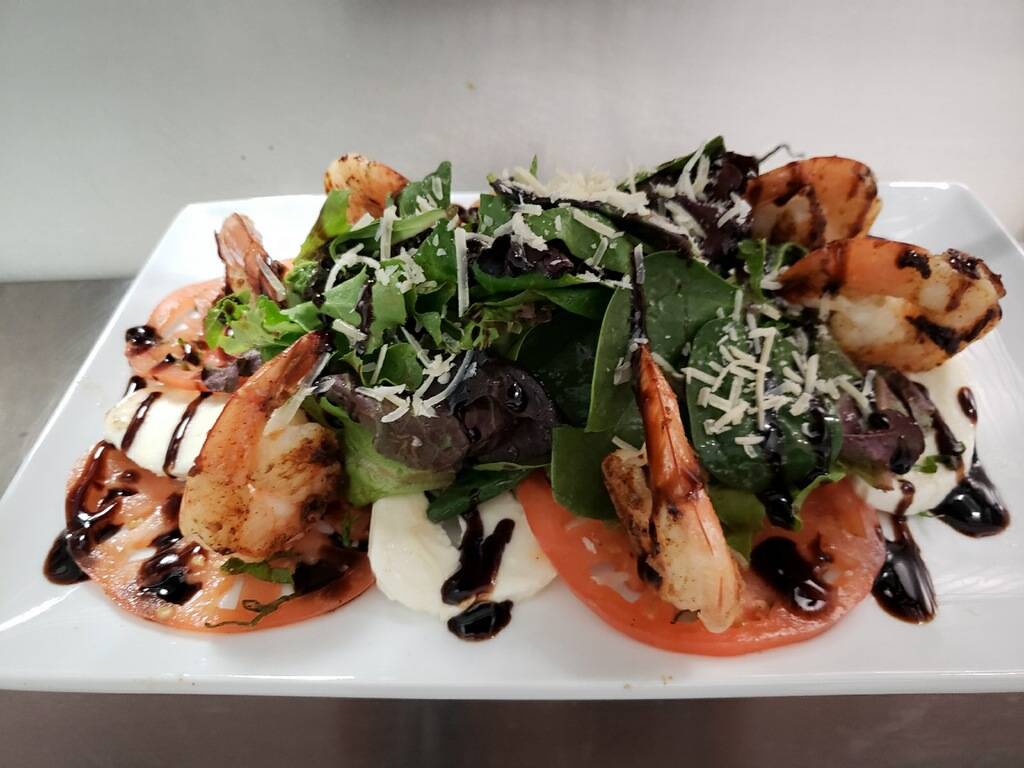 The General Deck-Bar-Grill | night club | 76 Street Rd, Southampton, PA 18966, USA | 2153221000 OR +1 215-322-1000