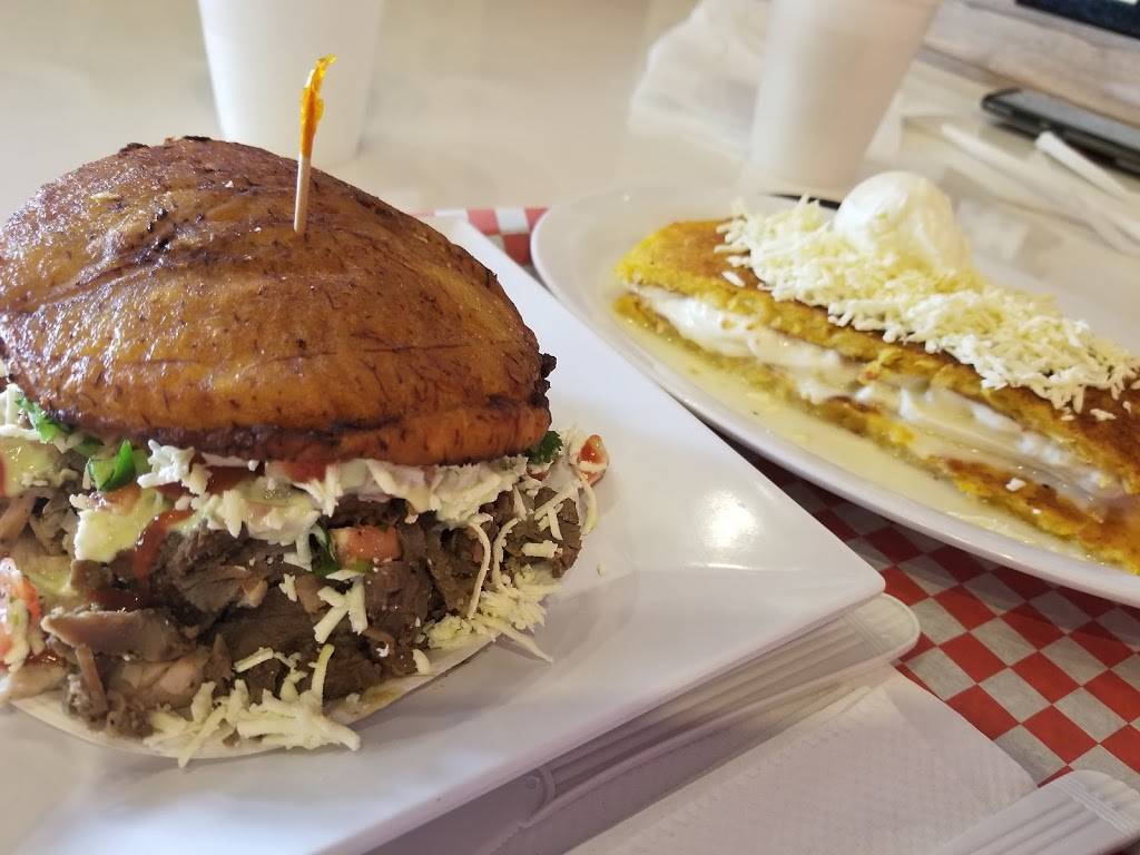 Maxi Arepa | restaurant | 11386 Miramar Pkwy, Miramar, FL 33025, USA | 7544007196 OR +1 754-400-7196