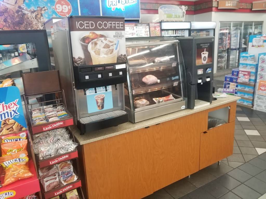 Circle K | meal takeaway | 14511 Palmdale Rd, Victorville, CA 92392, USA | 7609621818 OR +1 760-962-1818