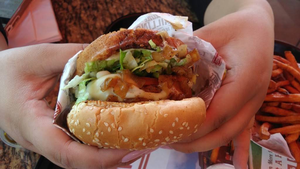The Habit Burger Grill | meal takeaway | 9243 Winnetka Ave, Chatsworth, CA 91311, USA | 8187730257 OR +1 818-773-0257
