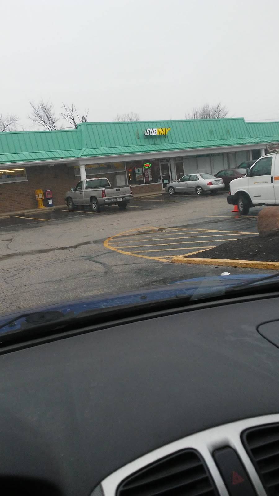 Subway | restaurant | 7792 W 130th St, Middleburg Heights, OH 44130, USA | 4403405055 OR +1 440-340-5055