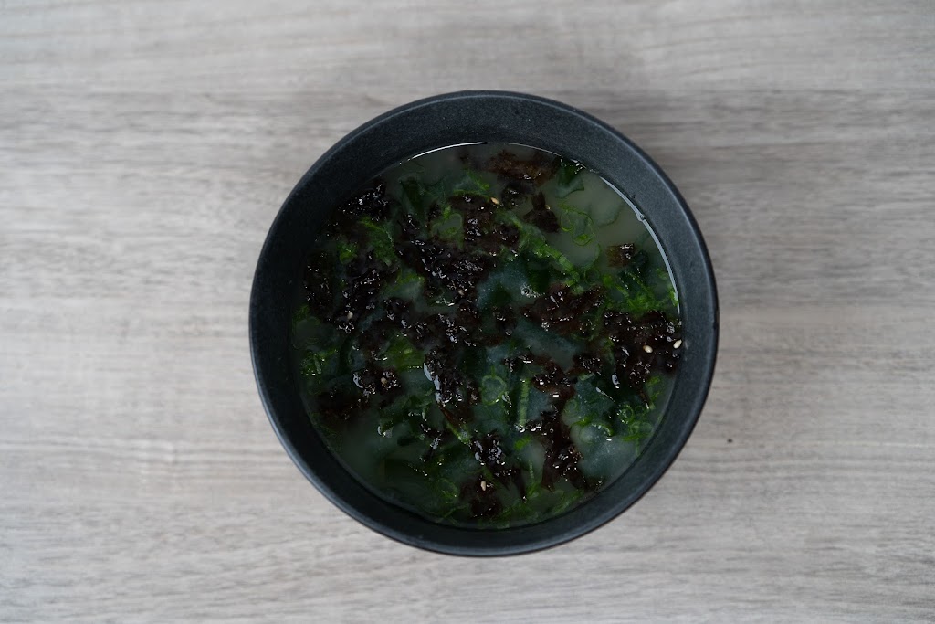 Flora Plant based sushi | meal takeaway | 3212 E Olympic Blvd, Los Angeles, CA 90023, USA | 7473880471 OR +1 747-388-0471