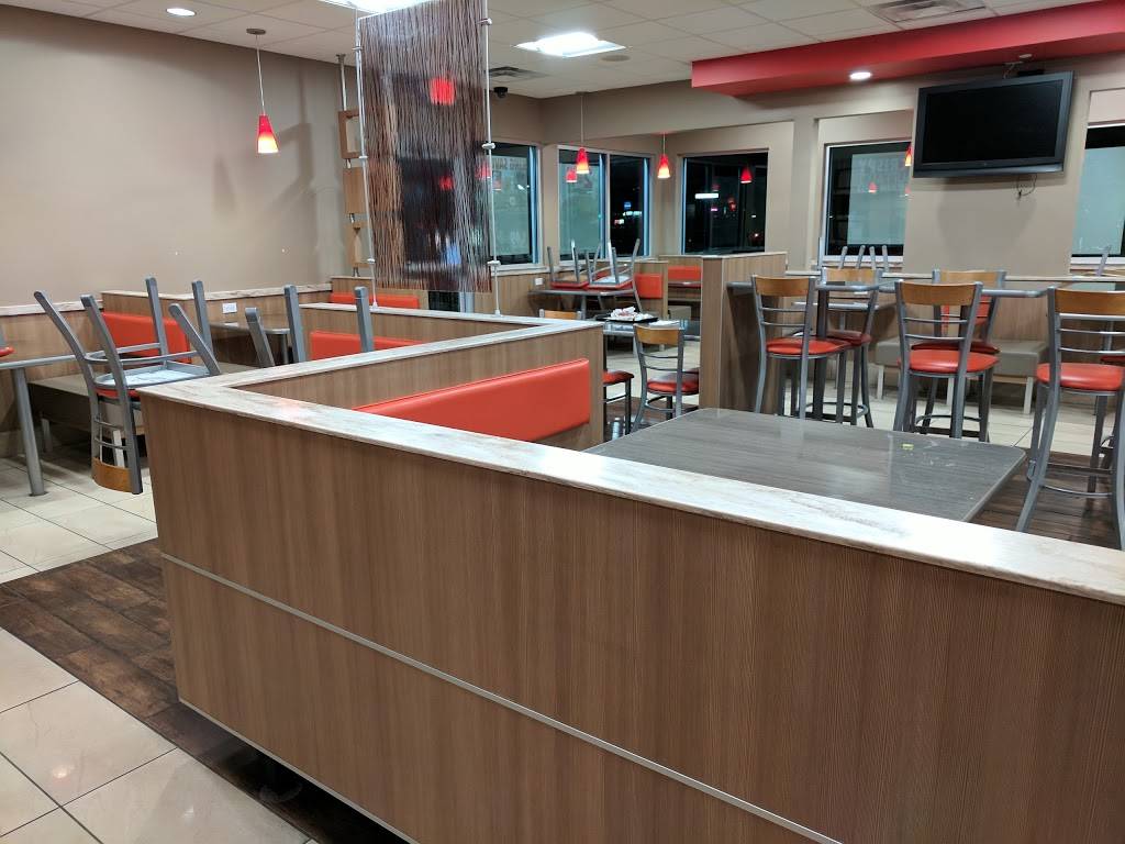 Burger King | restaurant | 8093 San Miguel Canyon Rd, Salinas, CA 93907, USA | 8316633773 OR +1 831-663-3773