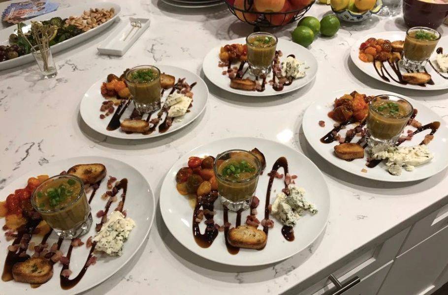 Ellie’s Tap and Vine | restaurant | 3640 Sagunto St, Santa Ynez, CA 93460, USA | 9163903595 OR +1 916-390-3595